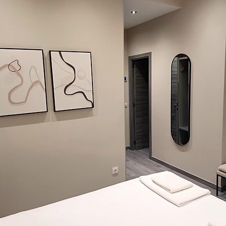 Madrid Modern Apartment Exterior photo